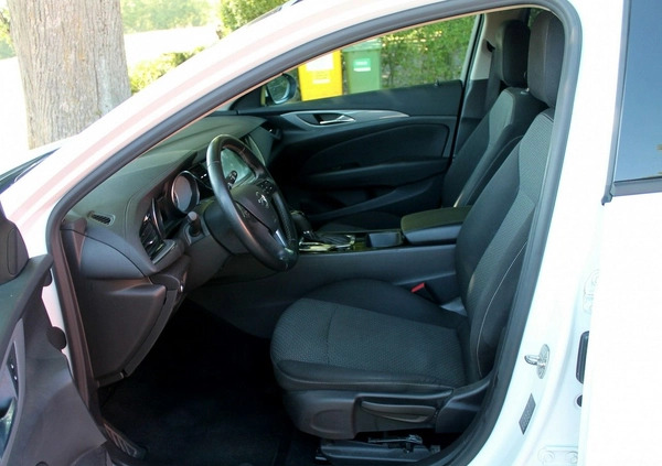 Opel Insignia cena 49999 przebieg: 217000, rok produkcji 2017 z Radków małe 407
